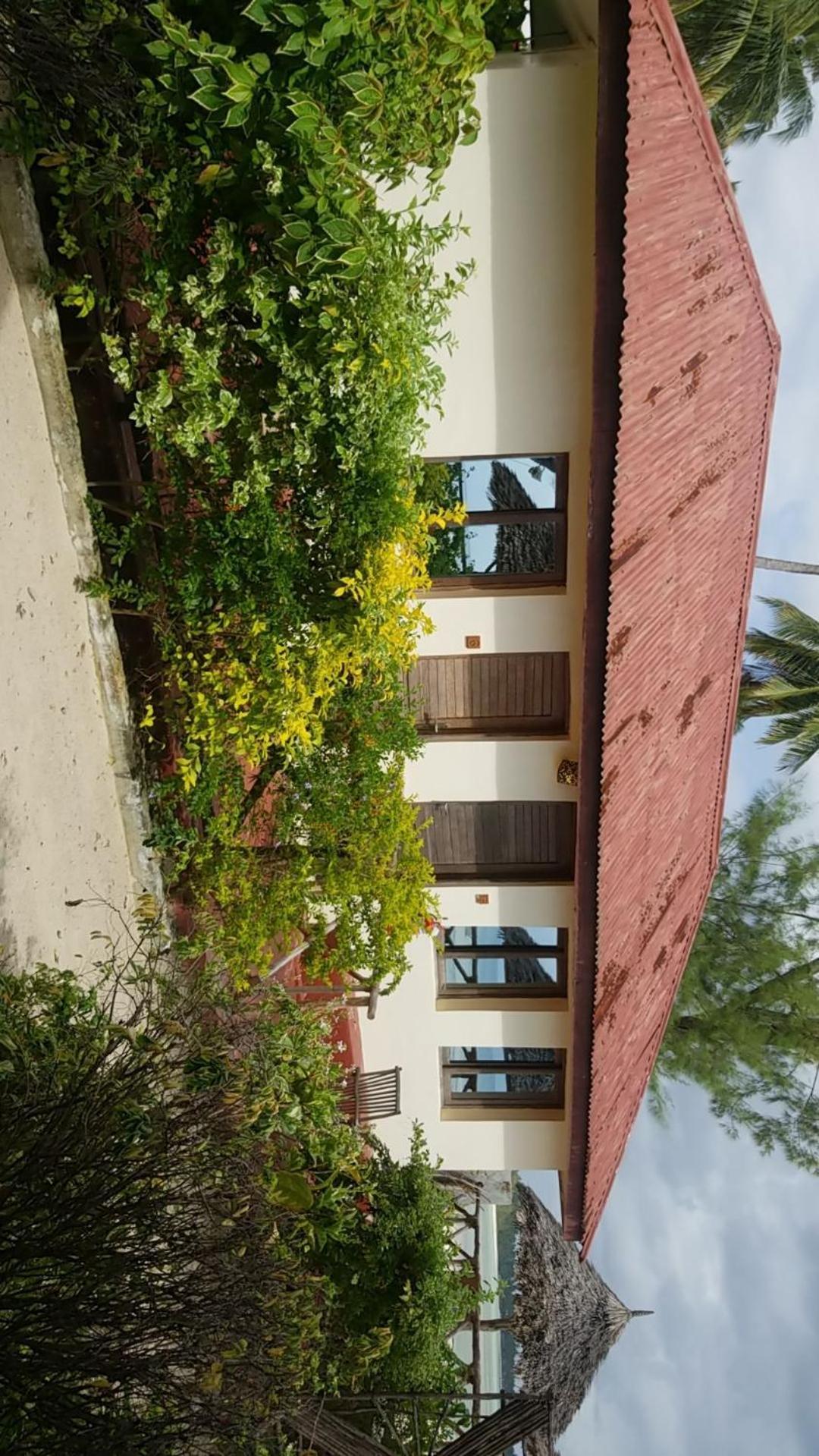 Amber Lodge Pongwe Exterior foto